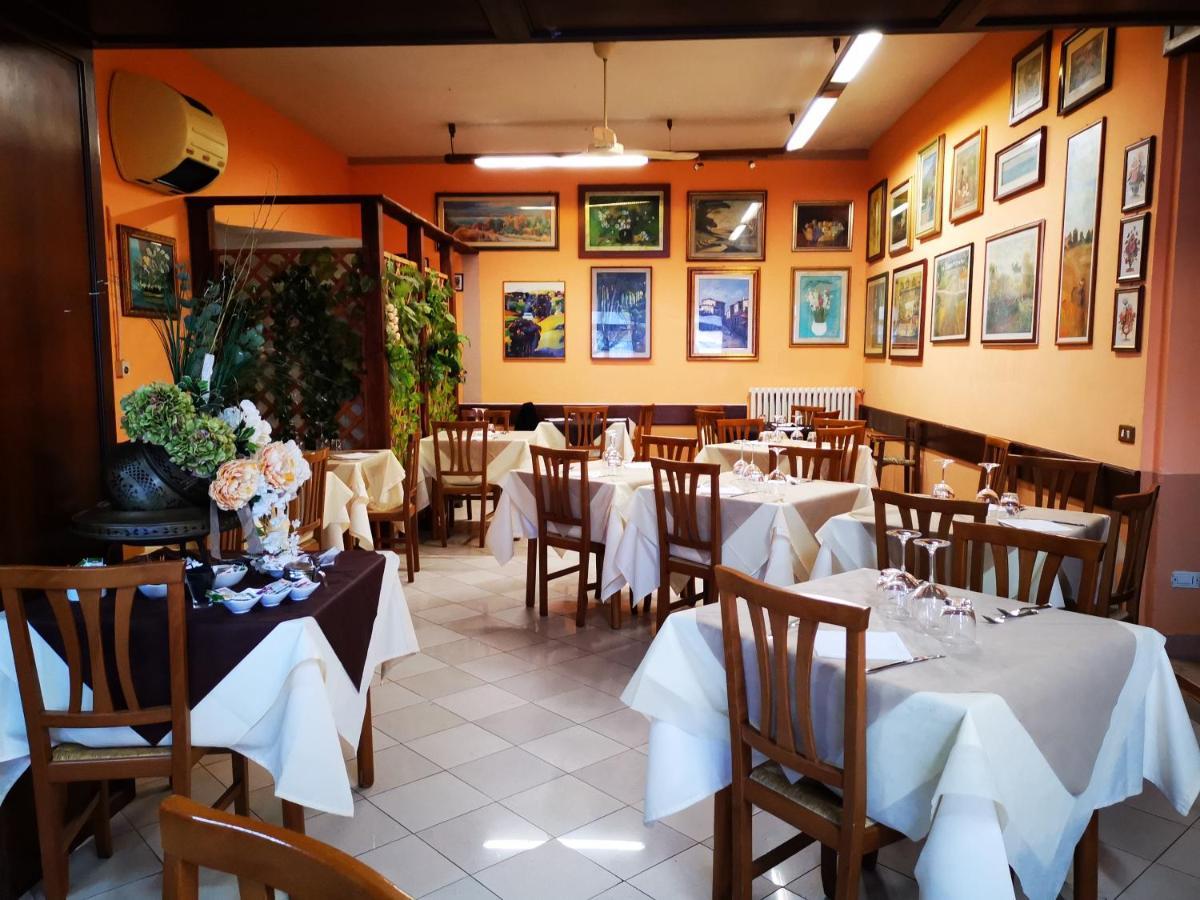 Osteria dei Locandieri Abbadia San Salvator Exterior foto